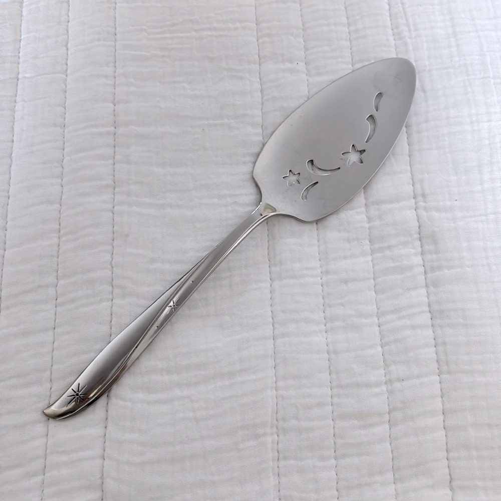 Oneida Community Stainless Twin Star Pie Server